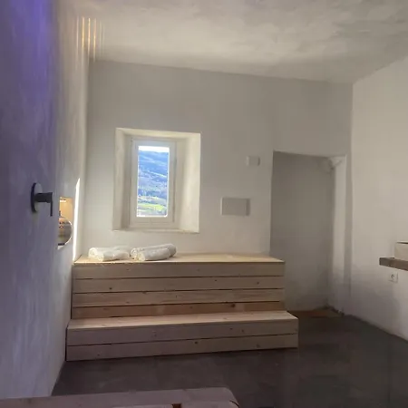 Σπίτι διακοπών Via Castello Gombola 24 *