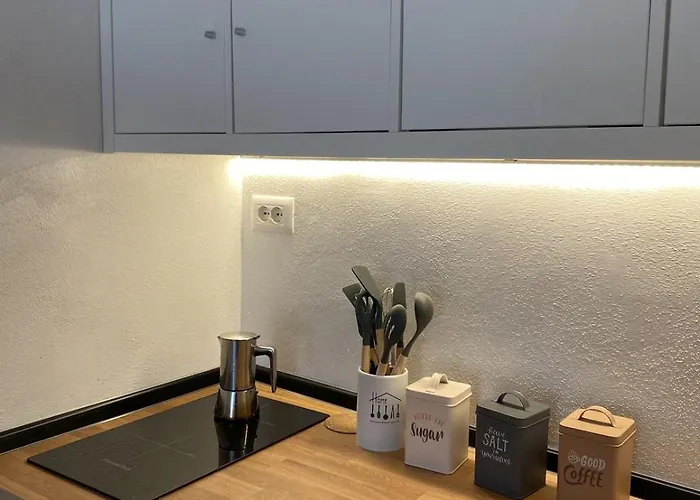 Via Castello Gombola 24 Ferienhaus