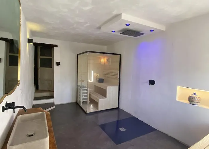 Via Castello Gombola 24 Ferienhaus